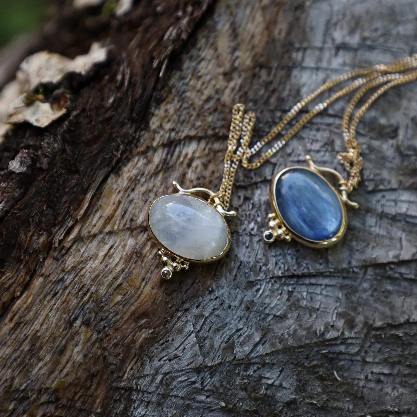 14k Moonstone Nile Necklace