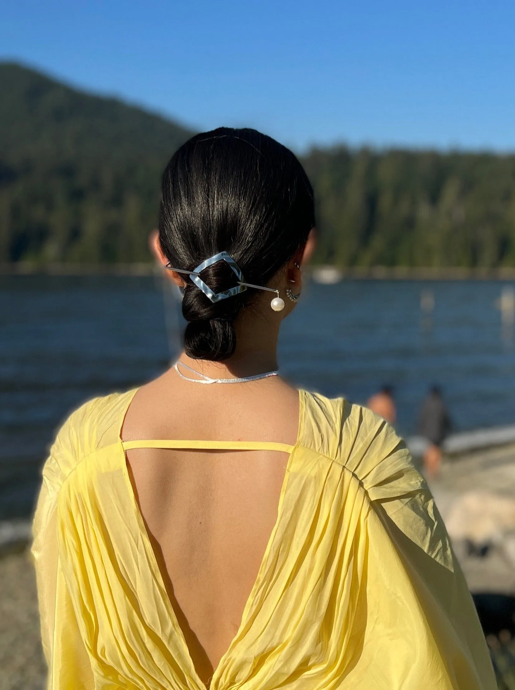 Alloy Round Stick Bun Curved Hairpin Holder