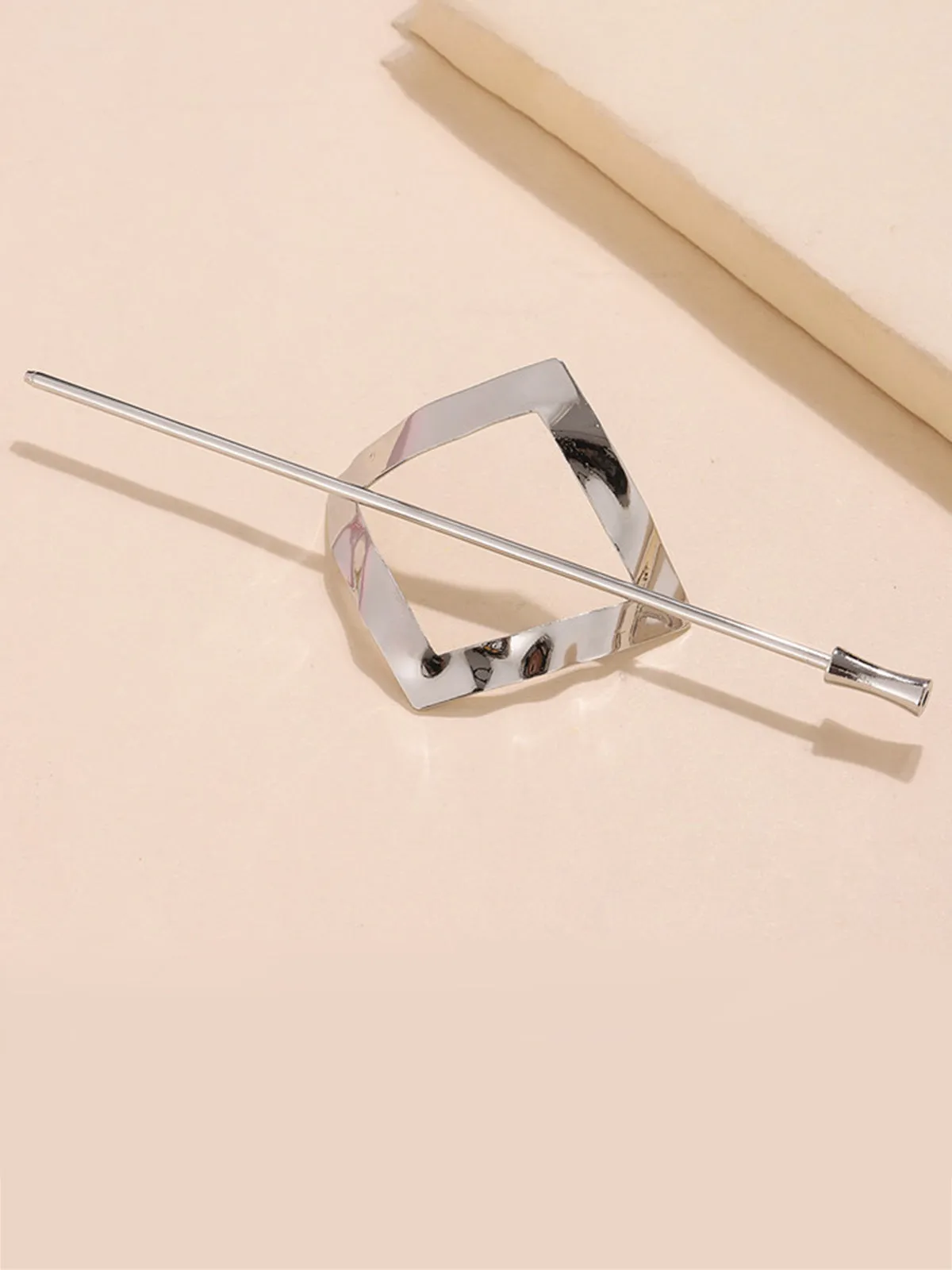 Alloy Round Stick Bun Curved Hairpin Holder