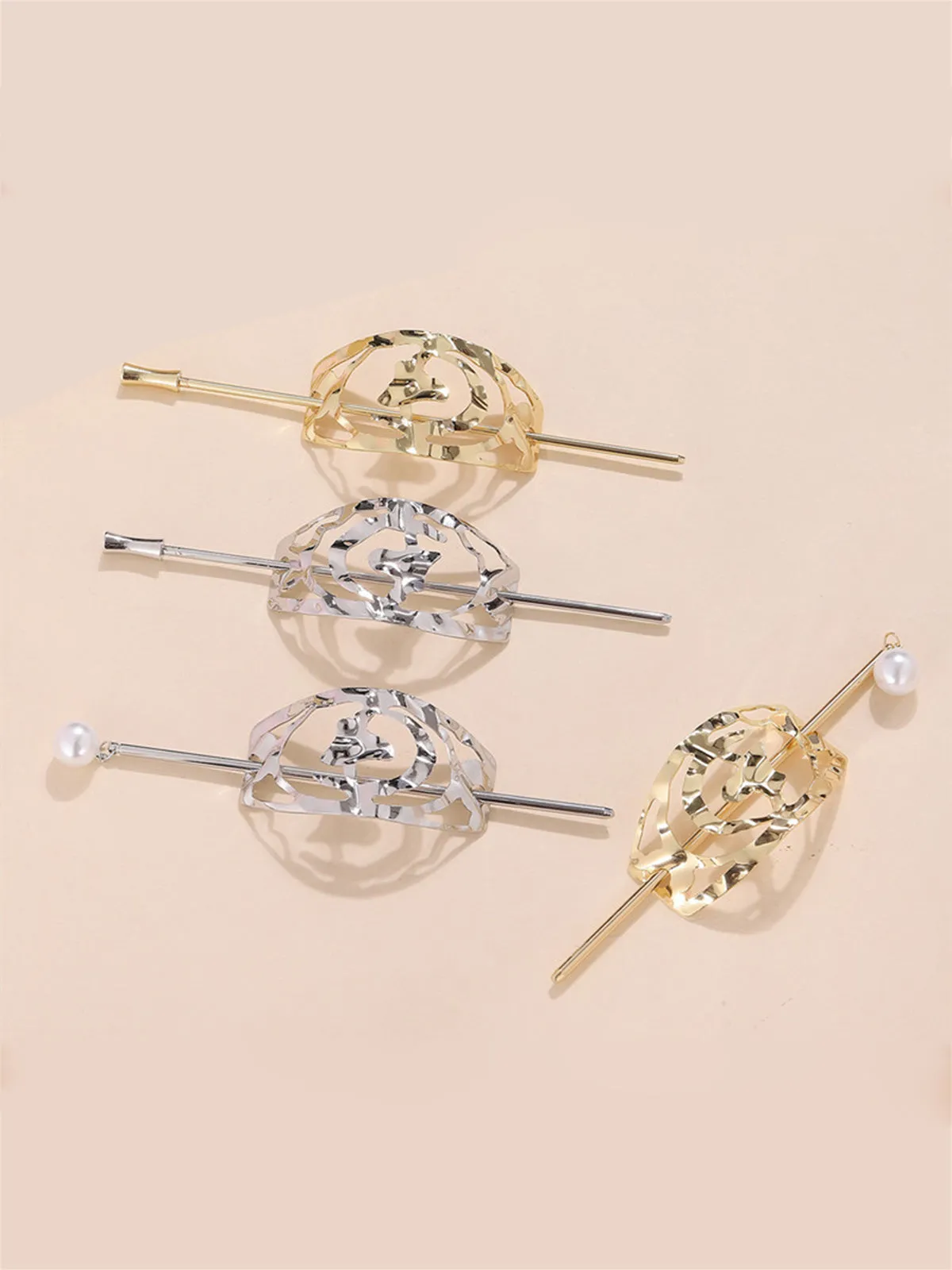 Alloy Round Stick Bun Curved Hairpin Holder