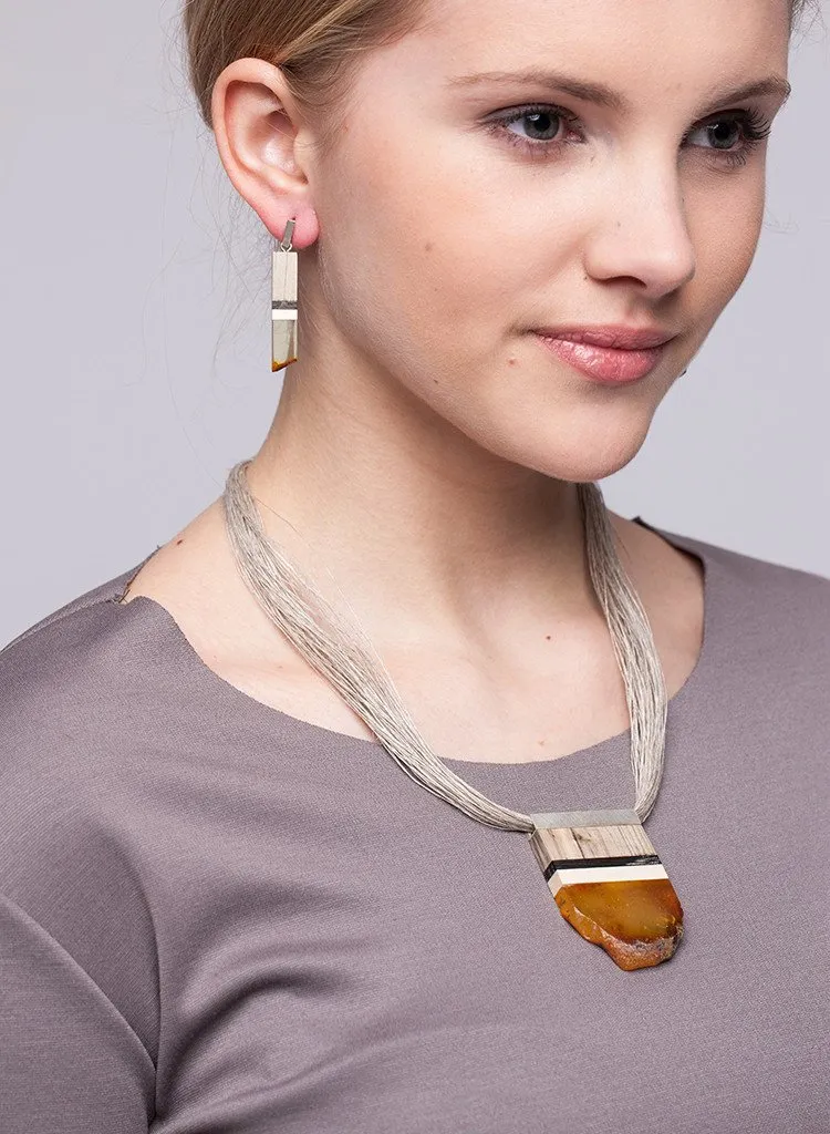 AMBER NECKLACE & EARRING SET  - FOR A DECIDEDLY UNIQUE STYLE