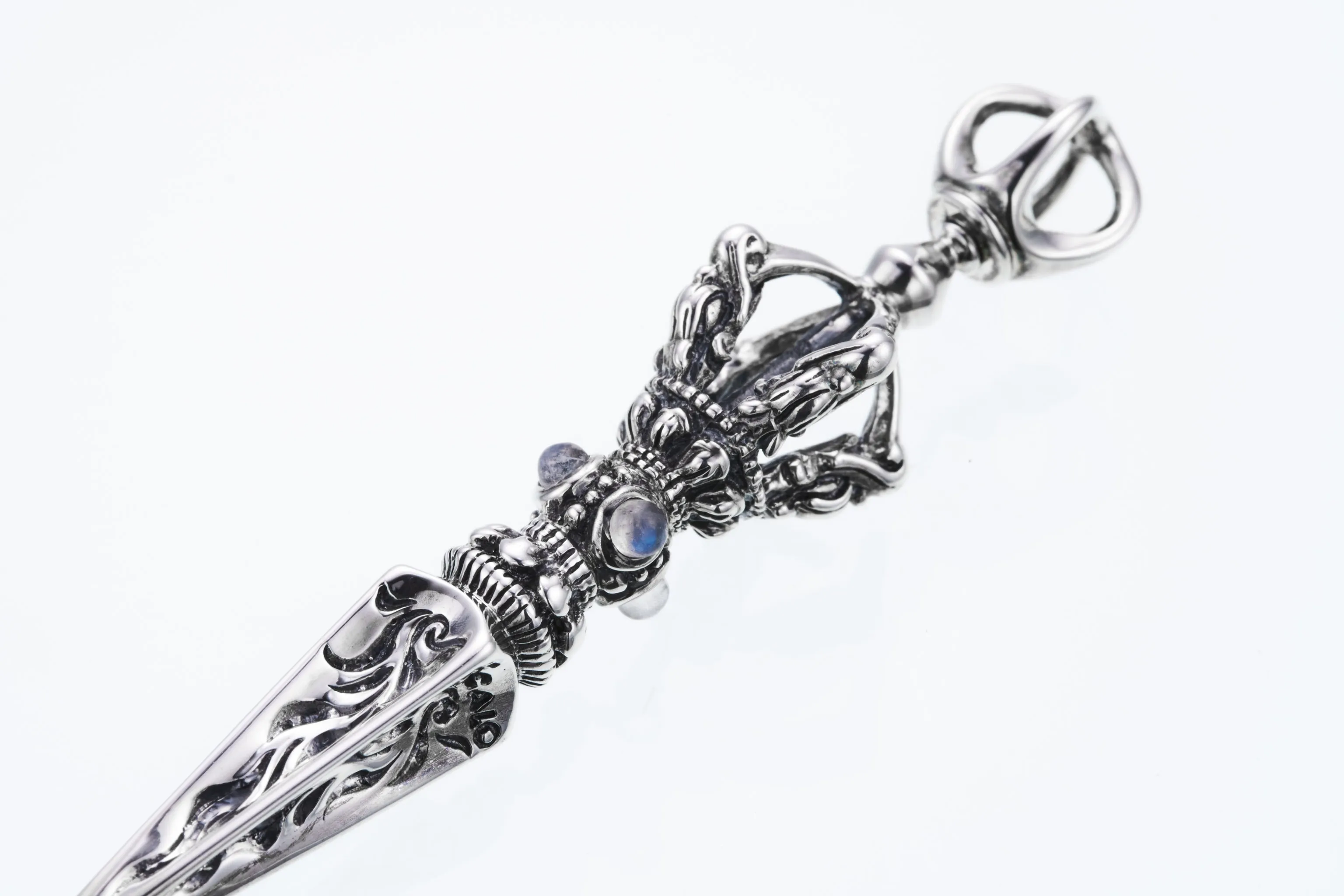 Bird Dorje Dagger : (Blue Moonstone)