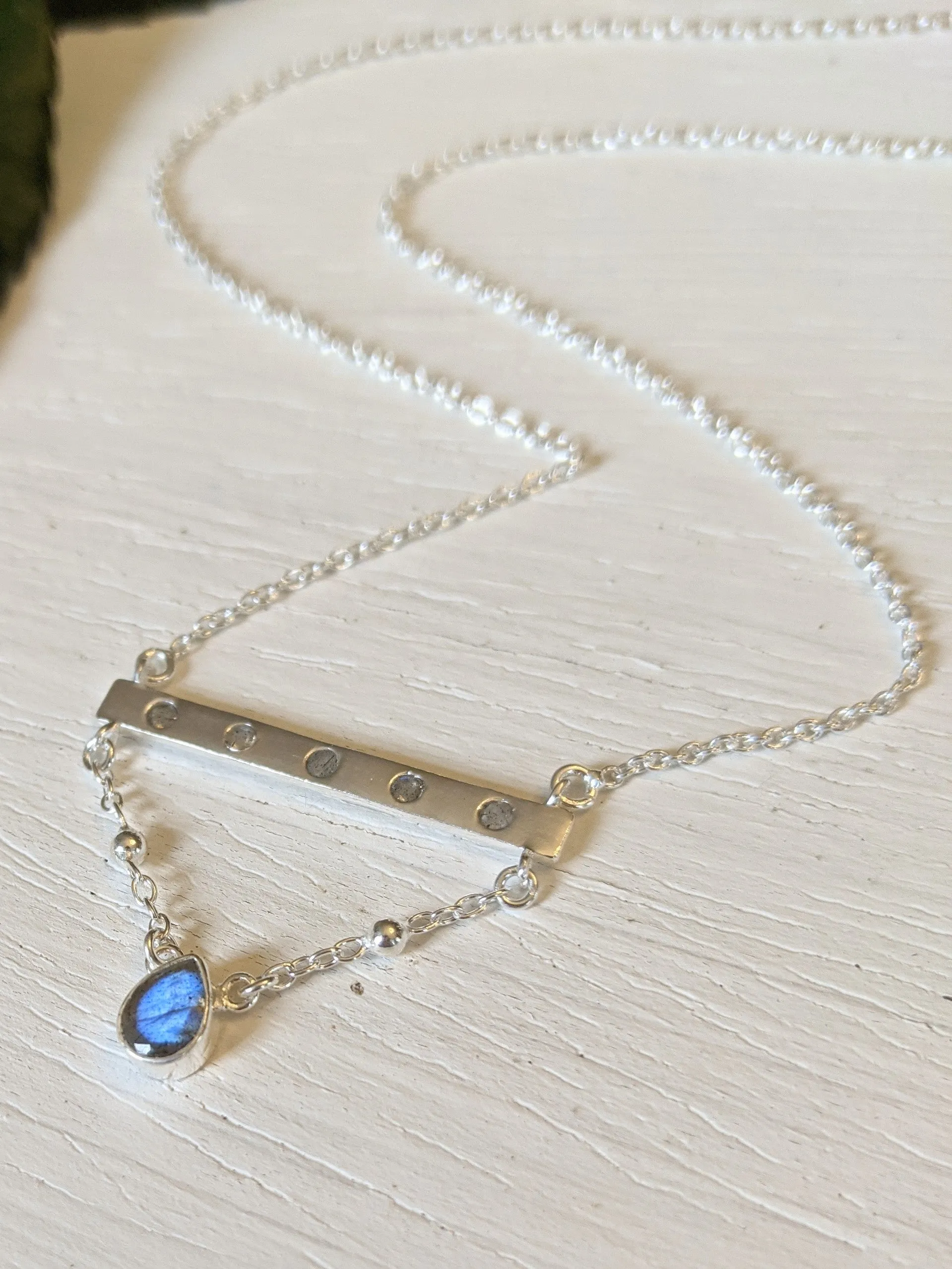 Bridged Bar Necklace