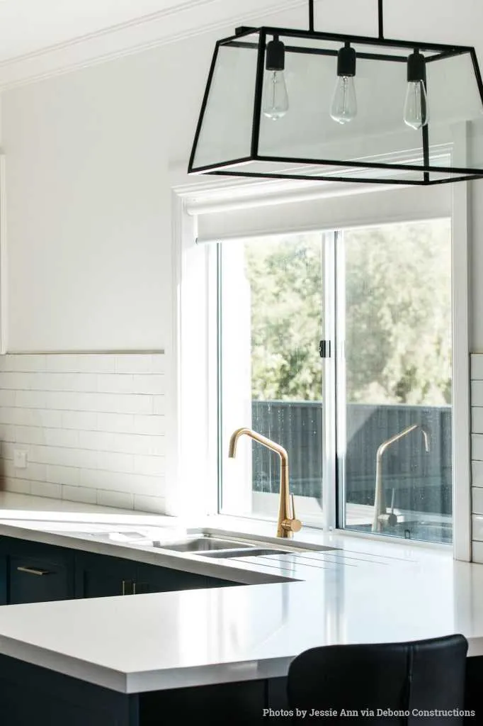 Broadview Glass Pendant Light