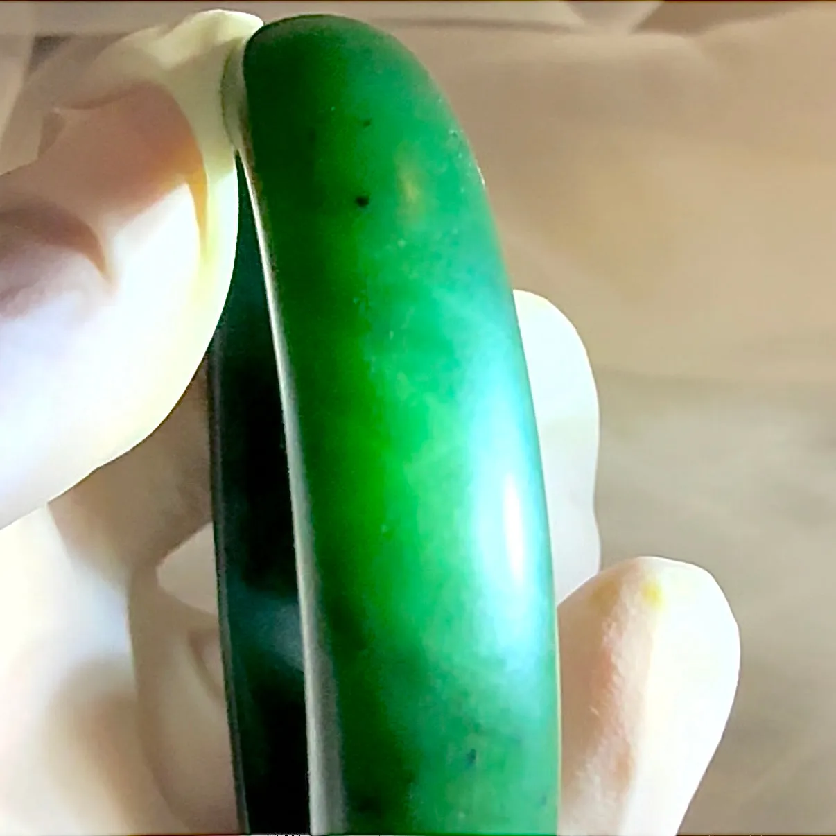 Certified Genuine Siberian green nephrite jade bracelet bangle - inner diameter 50mm - matte polish