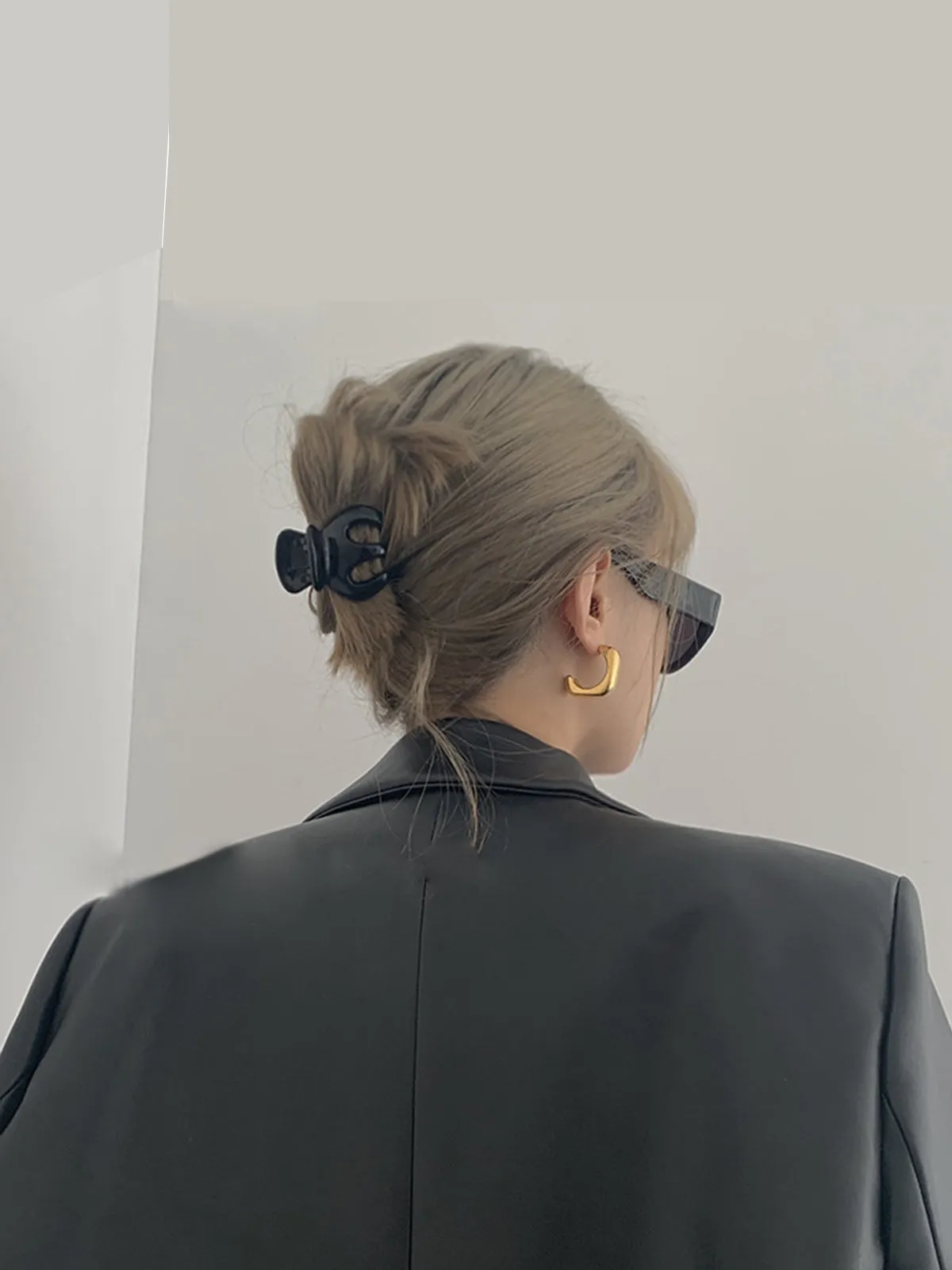 Chic Trumpet Shark Clip Hair Catches