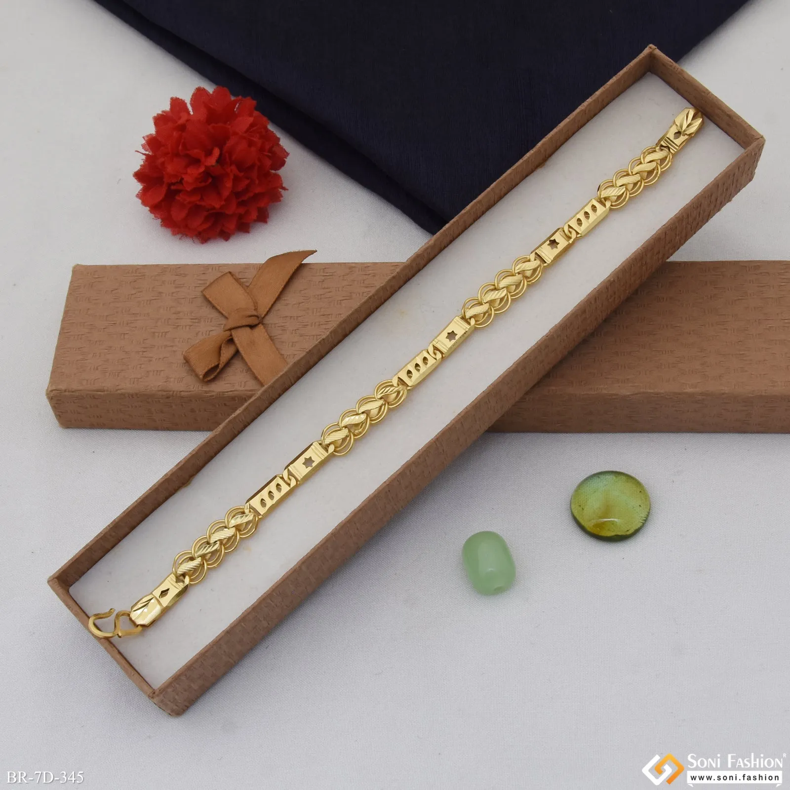 Fashionable Design Gold Plated Kohli Nawabi Bracelet for Men - Style D345