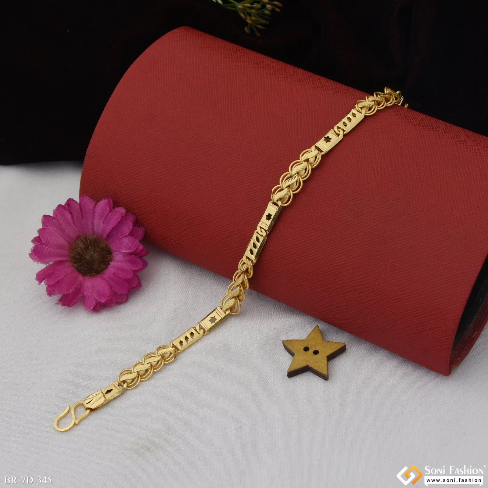 Fashionable Design Gold Plated Kohli Nawabi Bracelet for Men - Style D345