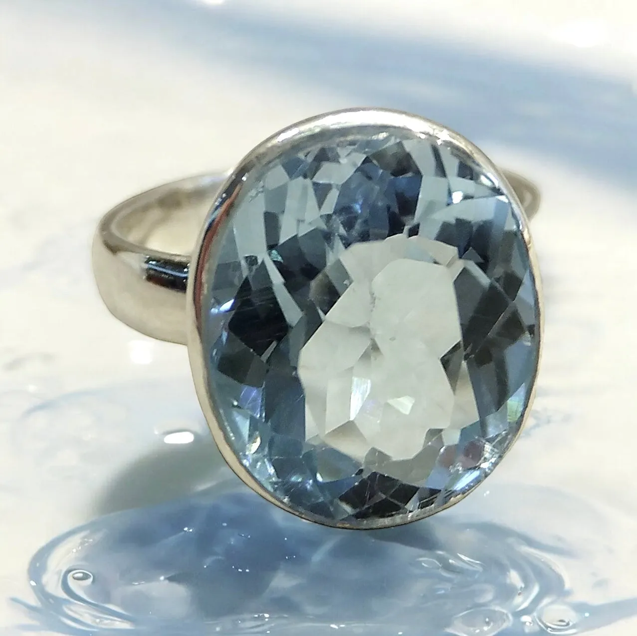 Genuine Blue Topaz Gemstone Ring size 7