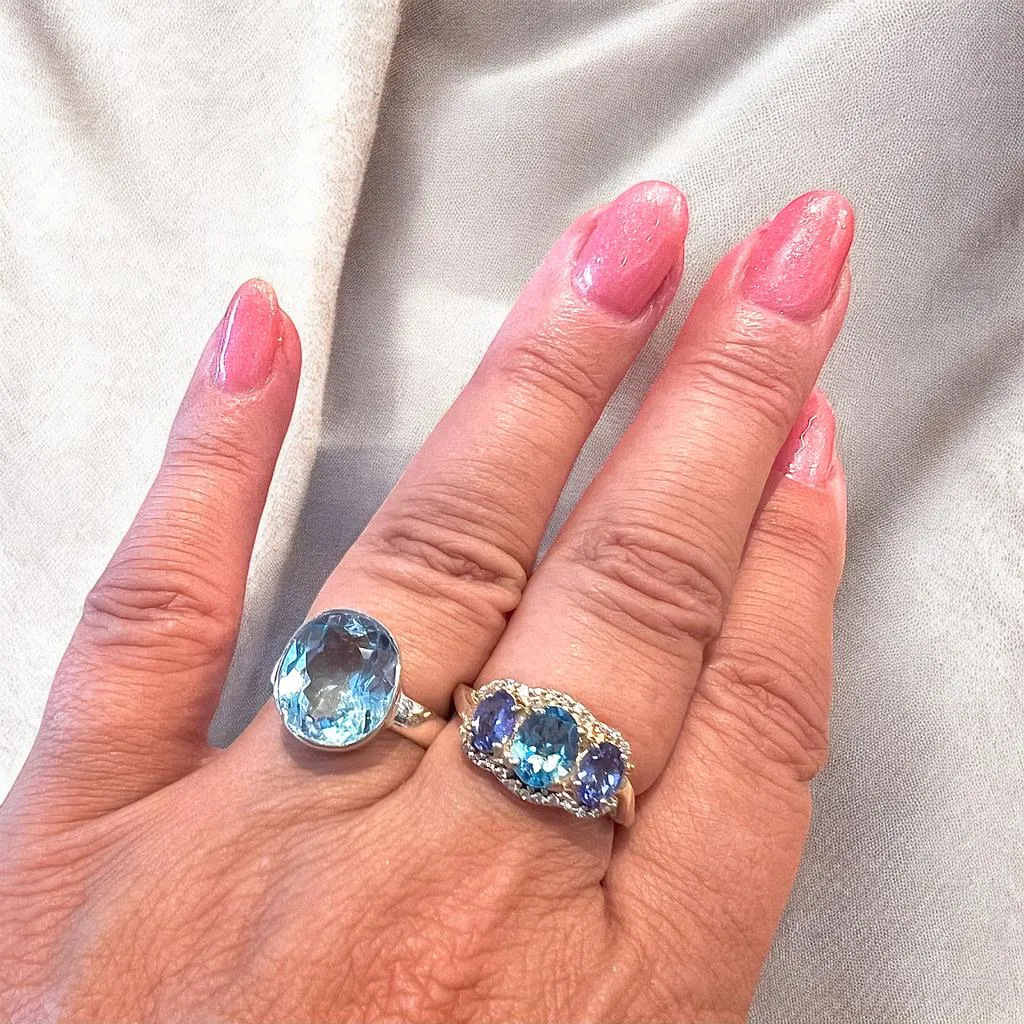 Genuine Blue Topaz Gemstone Ring size 7