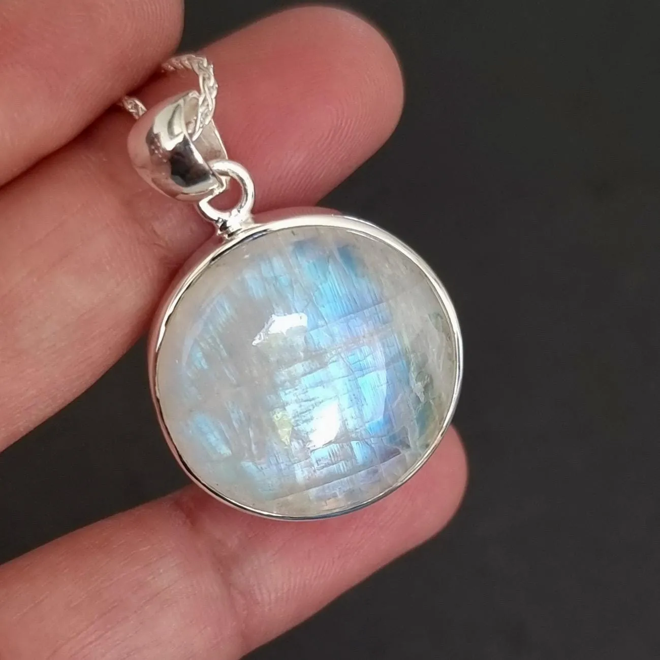 IMPERFECT Unisex Large Round Moonstone 925 Sterling Silver Pendant, MP24