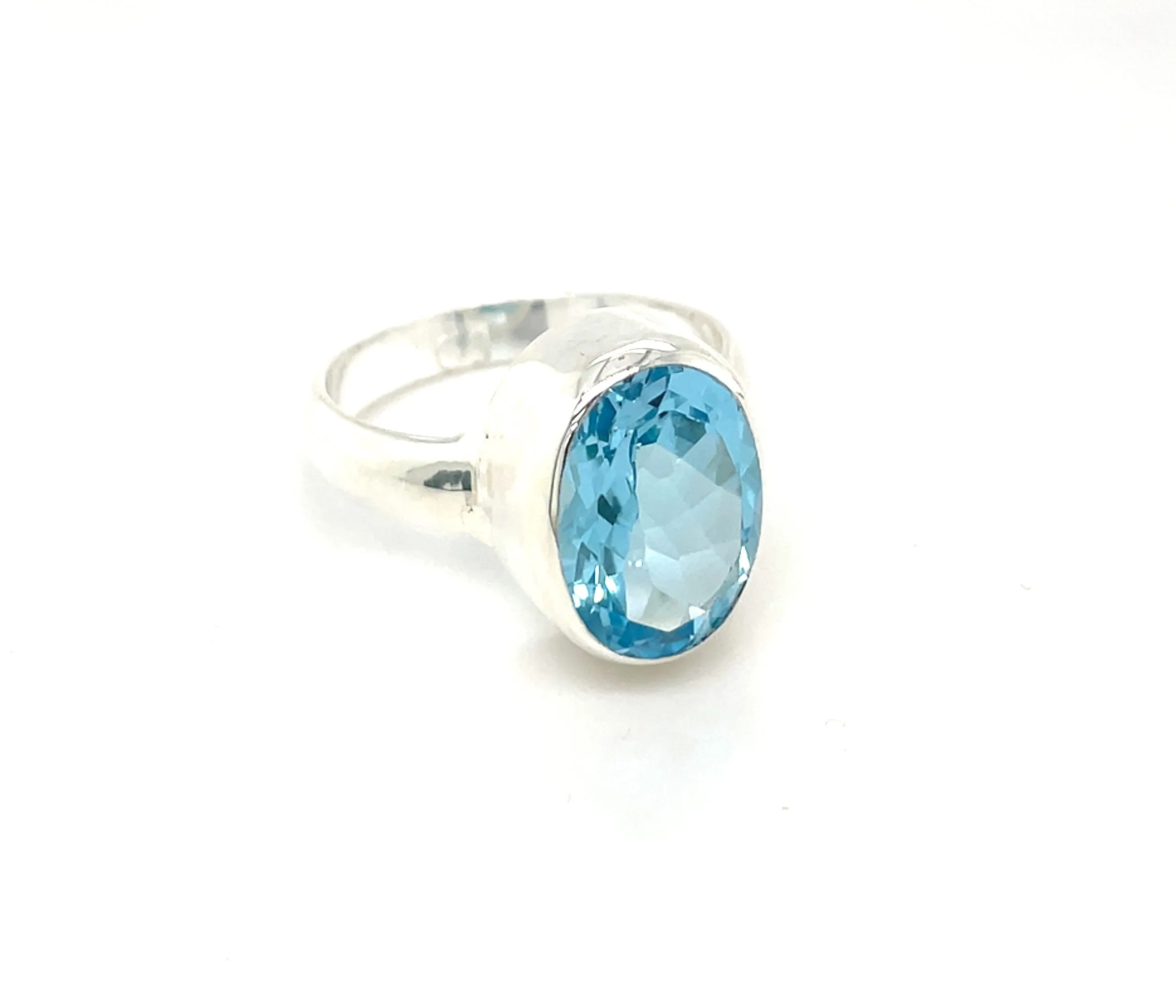 Kaleidoscope Oval Blue Topaz Ring