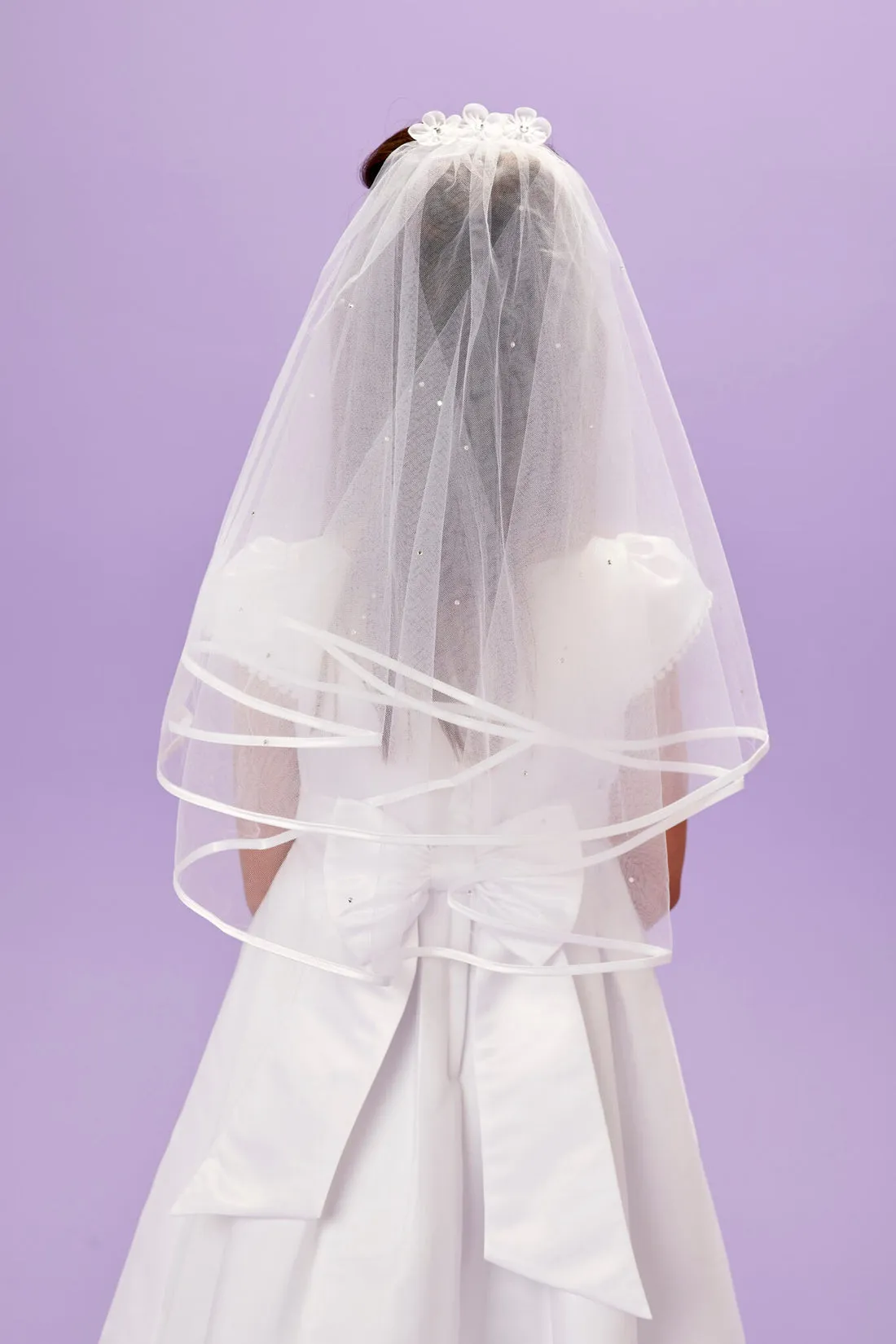 Peridot Olivia veil white