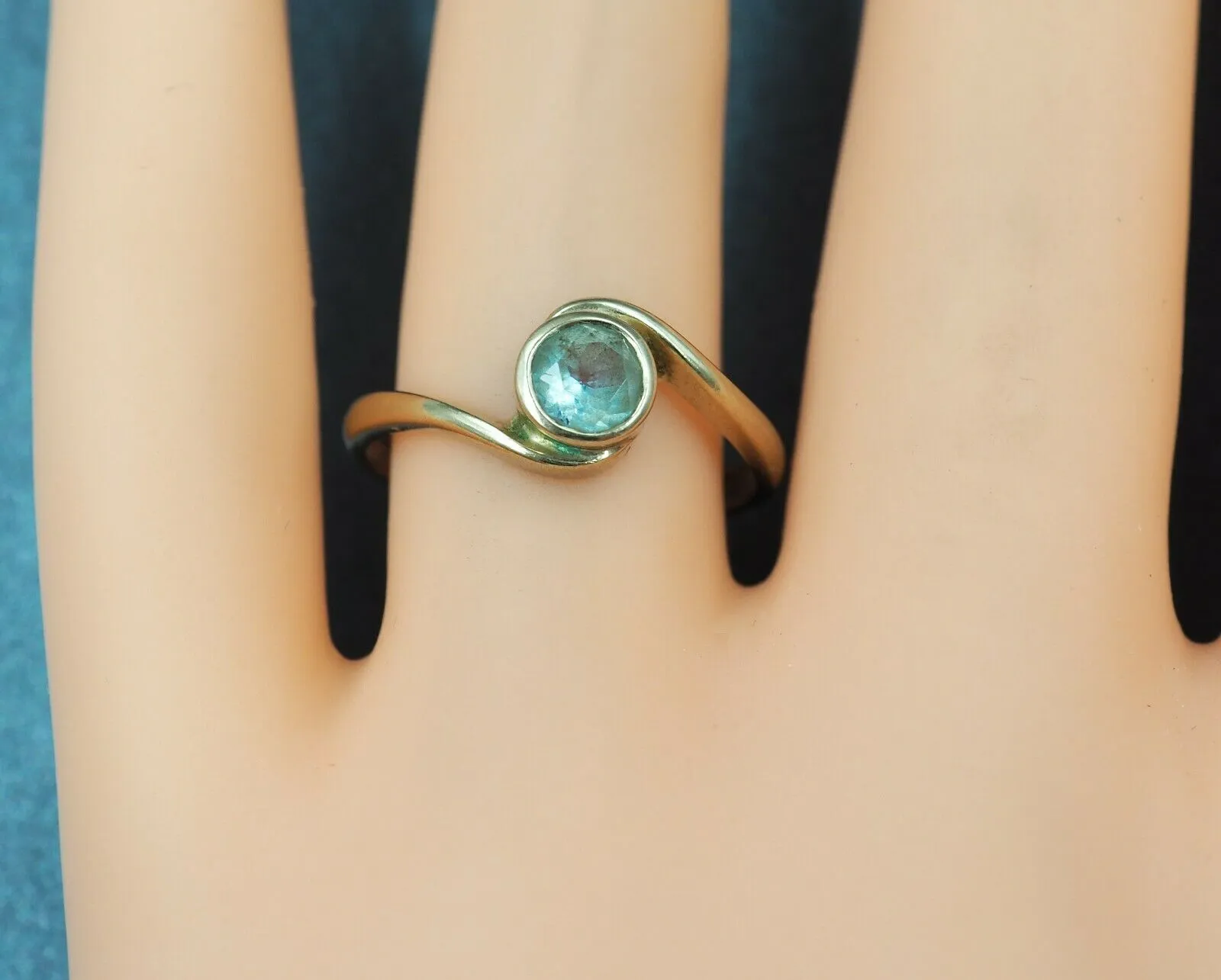 Topaz 9ct Yellow Gold Ring