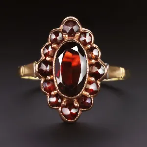 VINTAGE GARNET 14k YELLOW GOLD COCKTAIL RING NAVETTE SCALLOPED HALO OVAL RED