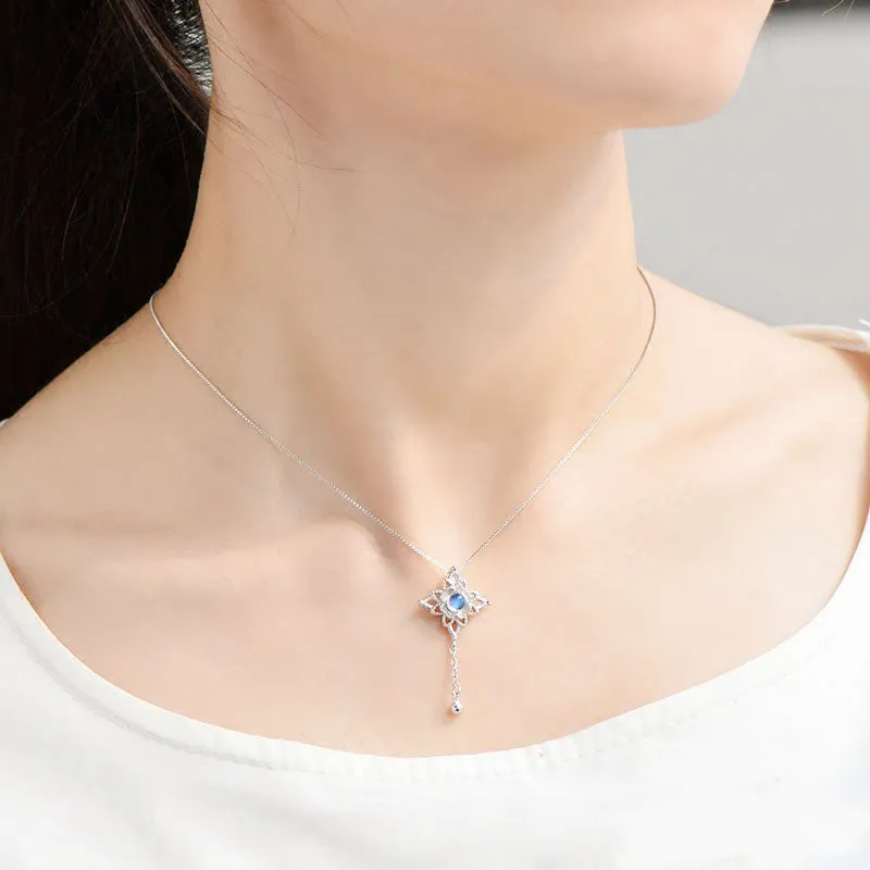 Vintage Moonstone Pendant Necklace in White Gold Plated Silver Jewelry Women